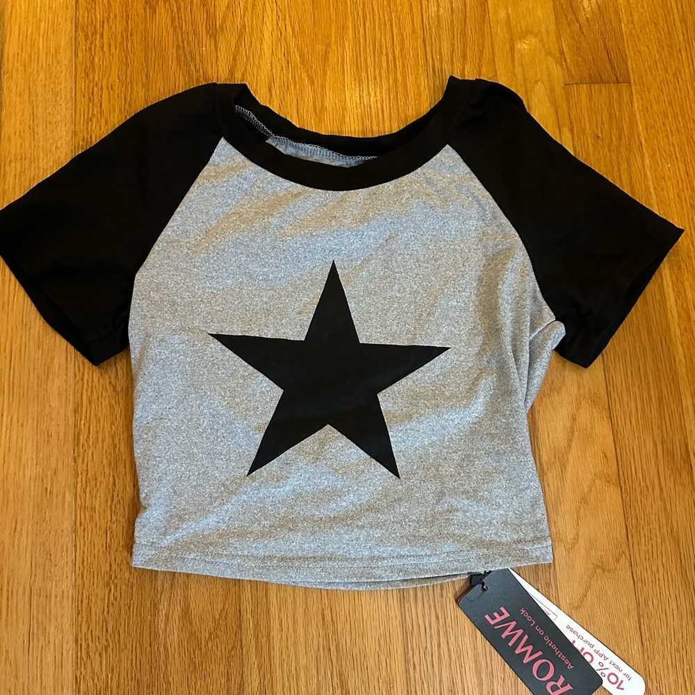 Girls cropped tshirt